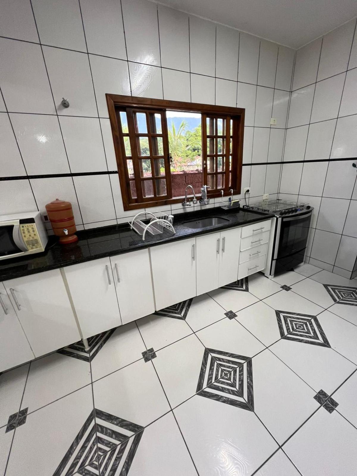 Paraiso Do Alexandre Para 15 Hospedes Caraguatatuba Esterno foto